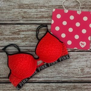 PINK Victoria’s Secret Bra Size 32C Orange Leopard Lace Wear Everywhere Push-Up